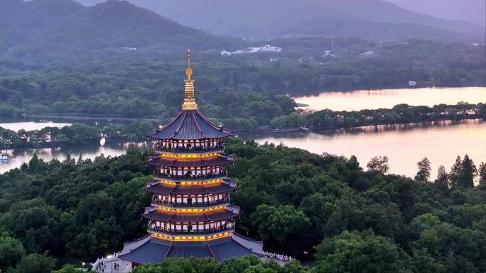 中国杭州西湖雷峰塔日落 西湖十景雷峰夕照