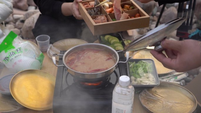 野炊 野餐 美食 烧烤 涮锅 小溪 露营