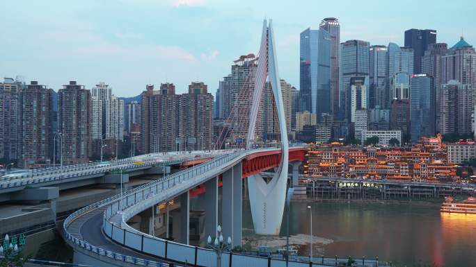 重庆东水门大桥夜景街景交通道路车流