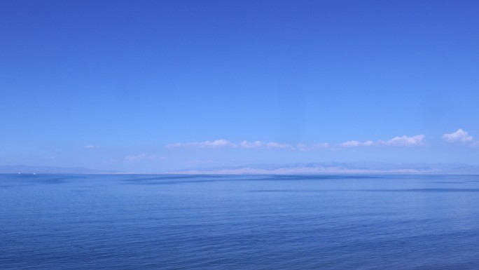 蓝天白云 海天一色 青海湖