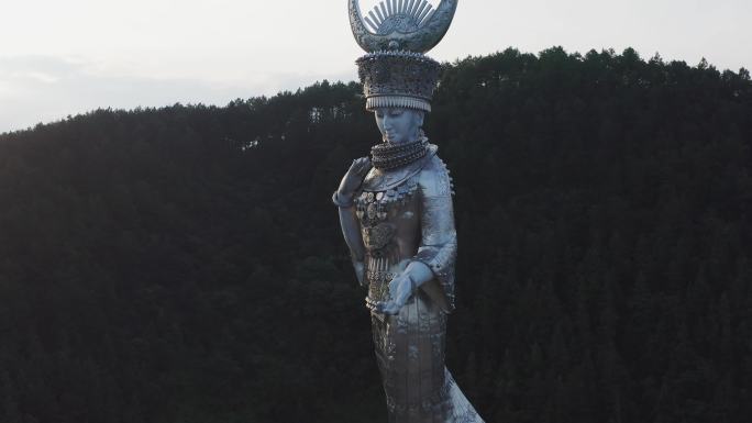 贵州剑河县仰阿莎大雕像