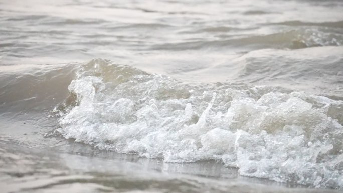 山洪洪水泄洪水土流失 洪水泛滥 洪