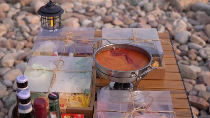 野炊 野餐 美食 烧烤 涮锅 小溪 露营