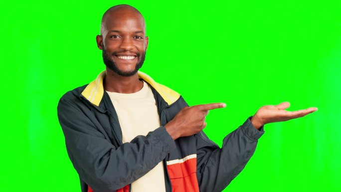 绿屏脸，微笑与黑人男子配合手空，植入广告或广告模拟。营销肖像，商业演示模型和色度键男工作室背景