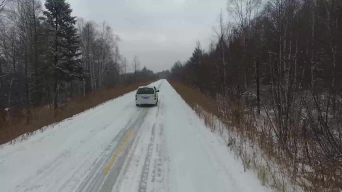 J哈尔滨伊春汤旺河雪地行车4K航拍视频1