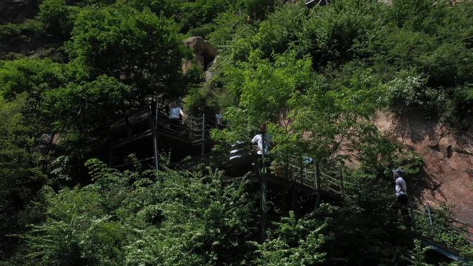 航拍 石家庄 满天花溪谷 风景 山 车队