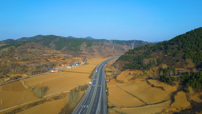 山西青兰高速和停车区