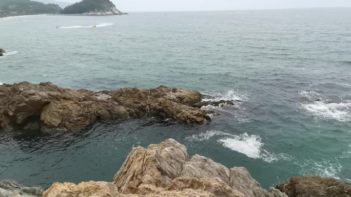 海边景色；大海海浪海岸；游艇降落伞；钓鱼