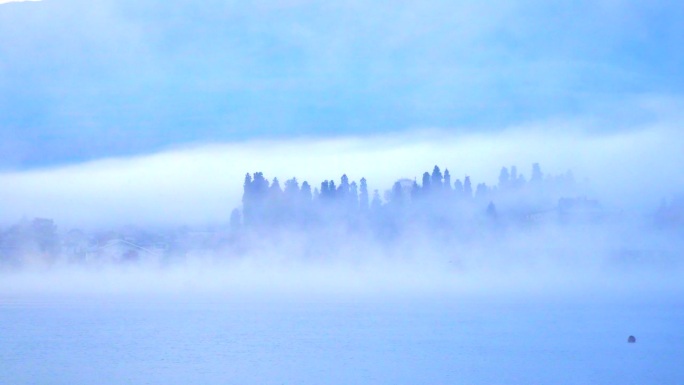 川口湖的晨雾海市蜃楼视频素材城市光影