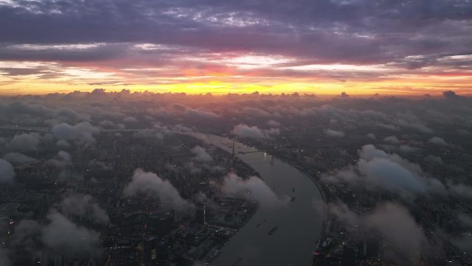 黄浦江 云层 日出 江面 河流 城市穿云