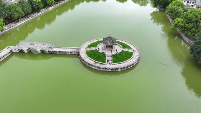 建水文庙里的湖泊