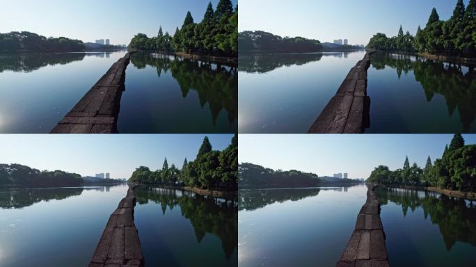 绍兴柯桥 古纤道 湖面光影石板桥