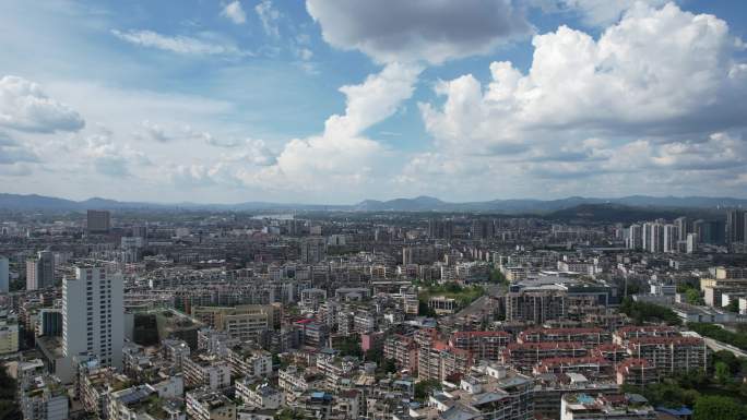 江西赣州城市蓝天白云城市大景全景航拍