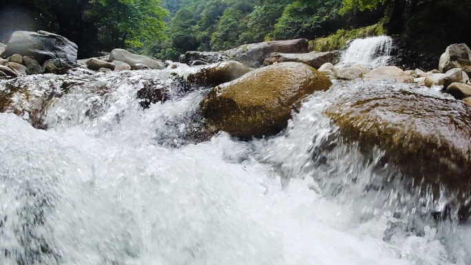 水流水流体液体酒水唯美广告素材