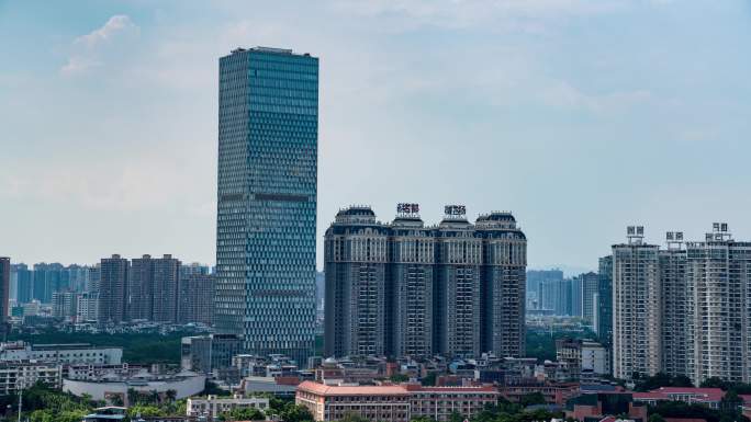 中国广西南宁的高楼写字楼和住宅楼延时摄影