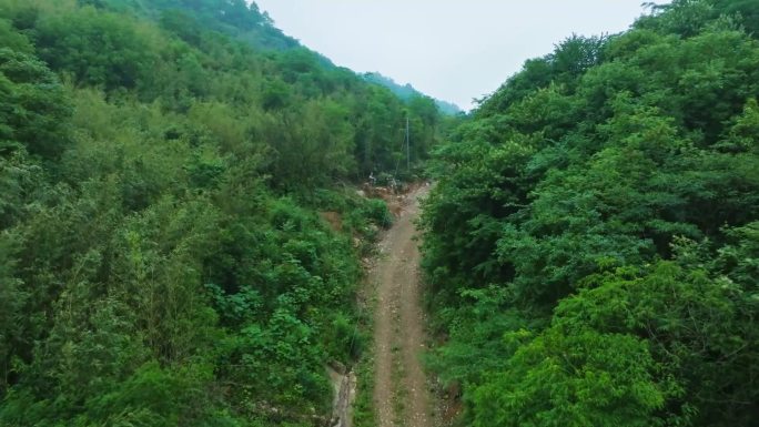 红岩乡泥路 路 山水