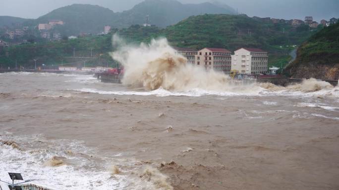 台风，台风天气，石塘半岛狂风大雨交加