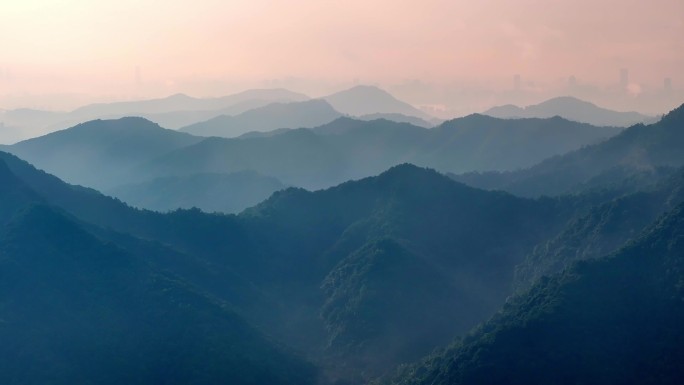 航拍西湖名胜风景区西湖群山晨曦