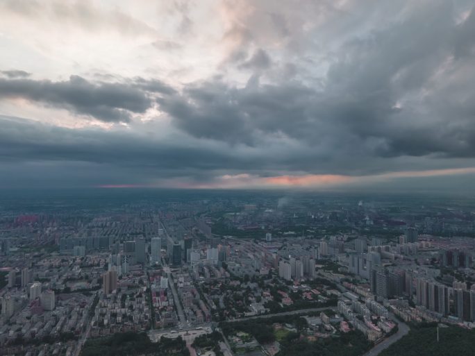 辽宁鞍山东山对火车站乌云航拍延时4K