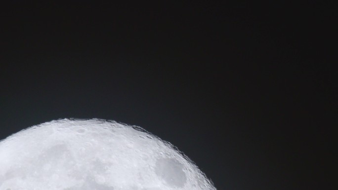 超级大月亮-月升-冷月-居中上字幕-4