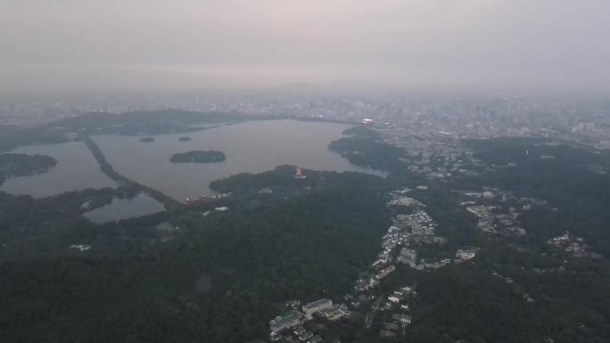 杭州玉皇山远眺西湖雷峰塔航拍夜景