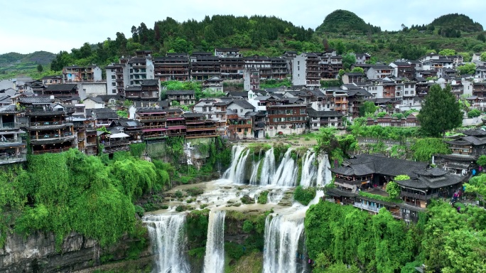 4K航拍湖南湘西永顺县芙蓉镇风景区12