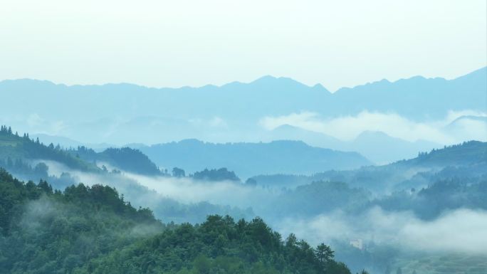 山川云雾穿越