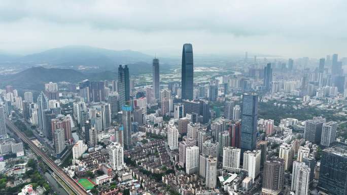 4K高空鸟瞰航拍暴风雨来临前的深圳全景2