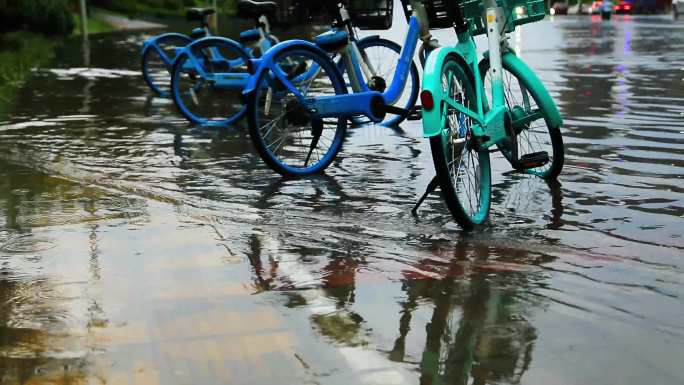 城市内涝暴雨台风过后自然灾害防灾减灾洪水