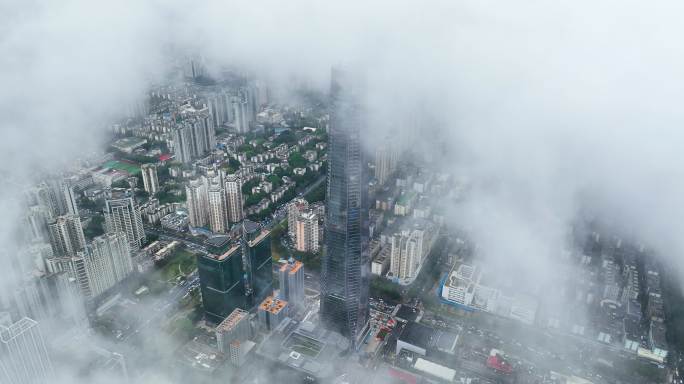 4K高空鸟瞰航拍暴风雨来临前的深圳全景