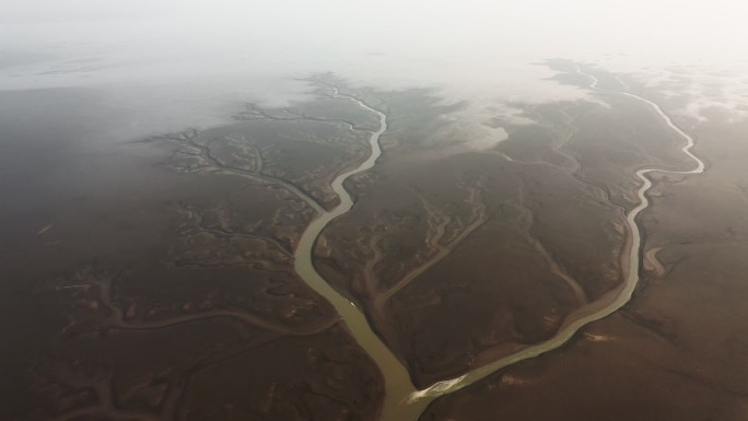 鄱阳湖枯水季河床