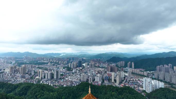 4K航拍湖南浏阳市区城市全景4