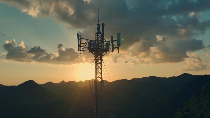 山顶有5G、4G手机网络