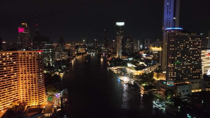 泰国曼谷昭披耶湄南河城市高楼夜景航拍风光