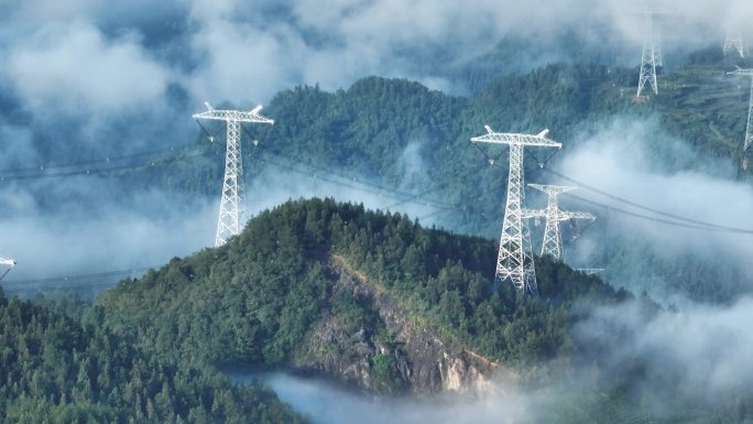 山区输电塔航拍4K