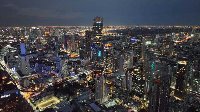 航拍泰国曼谷像素大厦城市天际线夜景风光