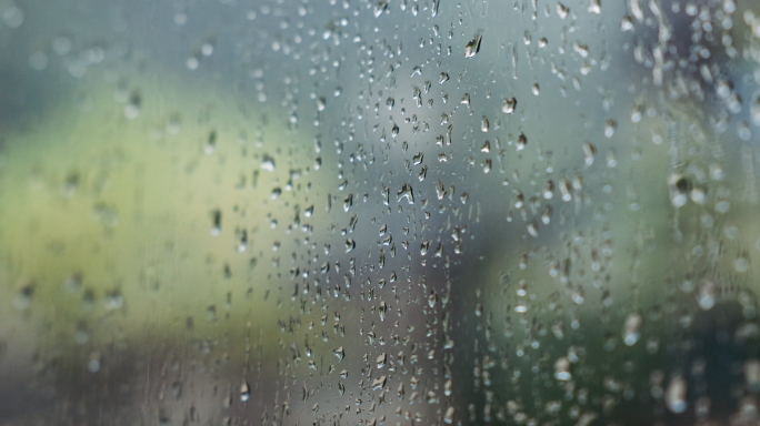 雨天玻璃雨滴