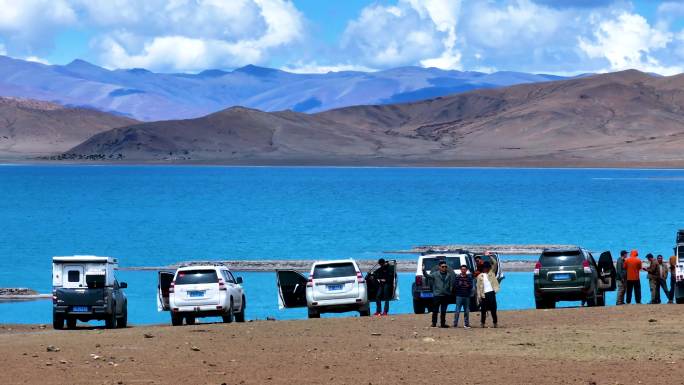 车队成功登顶羊湖最高处，走向羊湖感受成功