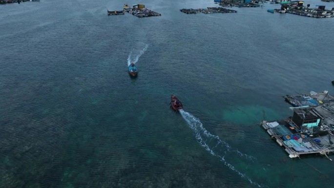 平顺省Phu Quy岛上独特的捕鱼和龙虾养殖村