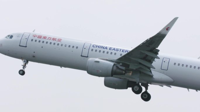 中国东方航空飞机起飞