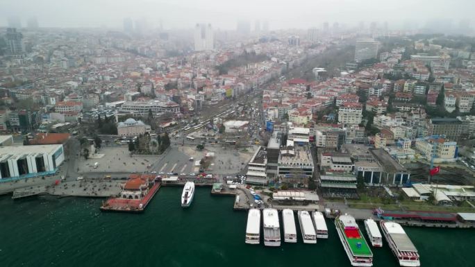 伊斯坦布尔贝西克塔斯广场顺时针旋转