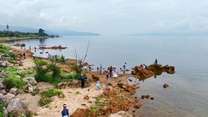 湖畔风景