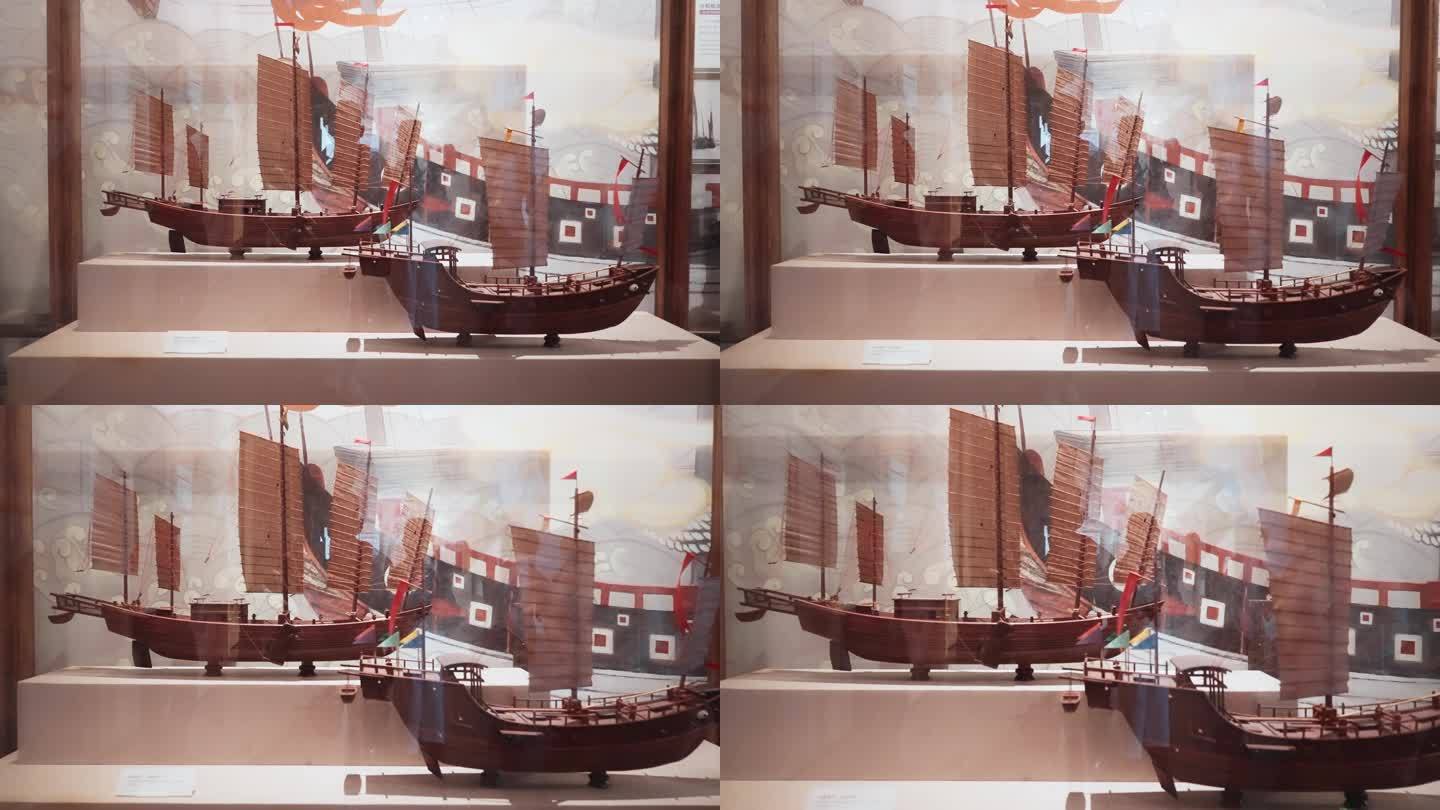 博物馆内展示古代帆船模型