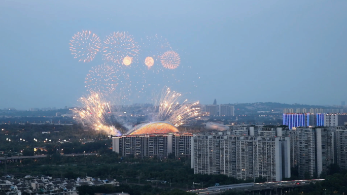 20230808成都露天音乐广场烟花秀