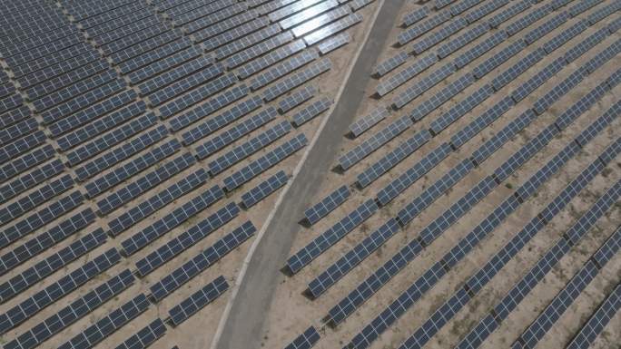 太阳能发电太阳能电池板光伏基地