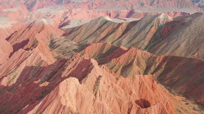 新疆昌吉天山努尔加大峡谷丹霞地貌