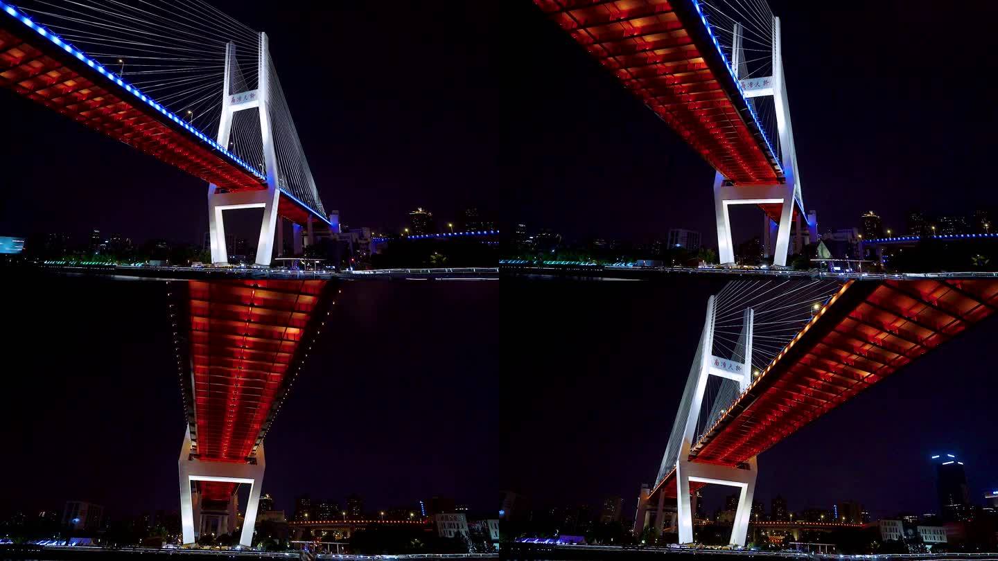 原创实拍在黄浦江游船上仰拍南浦大桥夜景