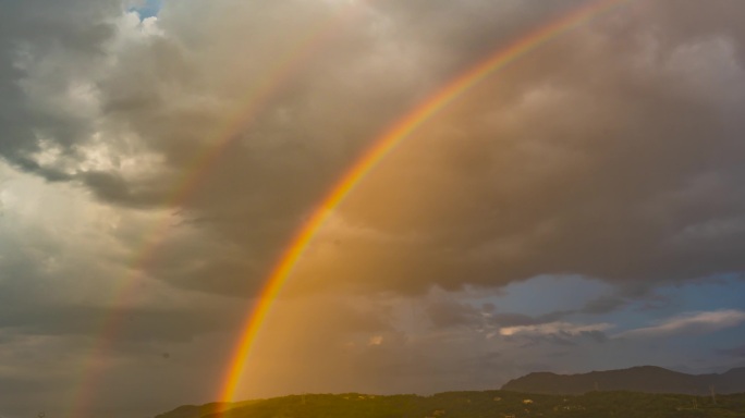 4k山间雨后彩虹空镜头