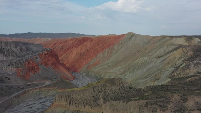 新疆塔城安集海大峡谷 红山 现代派抽象画