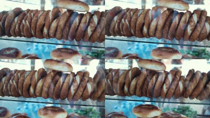 伊斯坦布尔小贩摊位上的传统土耳其百吉饼“Simit”